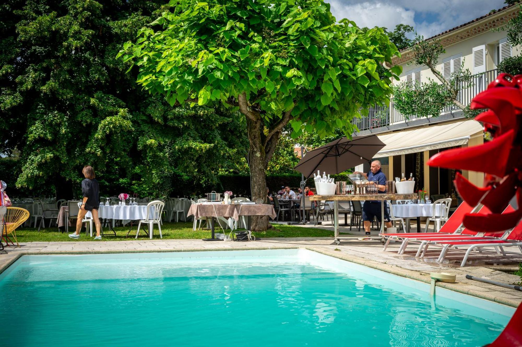 Hotel La Redoniere Romans-sur-Isère Exterior foto